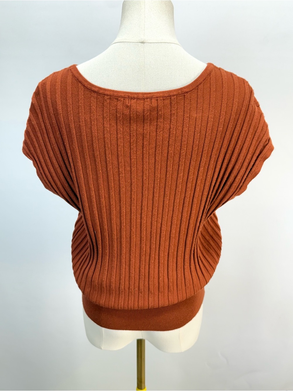 LASCANA Rust Ribbed Short Sleeve Sweater size 6 - Picture 3 of 13